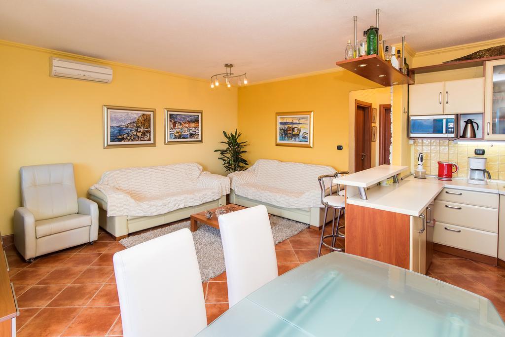 Apartment Stella Crikvenica Esterno foto